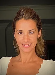 Andrea Violas Ferreira